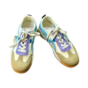 Brand New Fashion Sneakers- Size 8